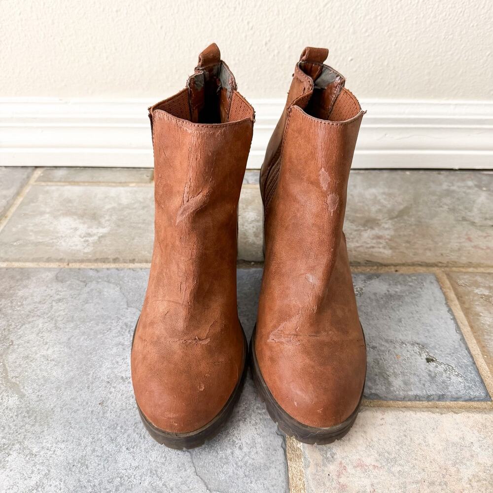 Sam & Libby Brown Chelsea Ankle Boots Womens Chunky Heel Booties 9 - Picture 2 of 7